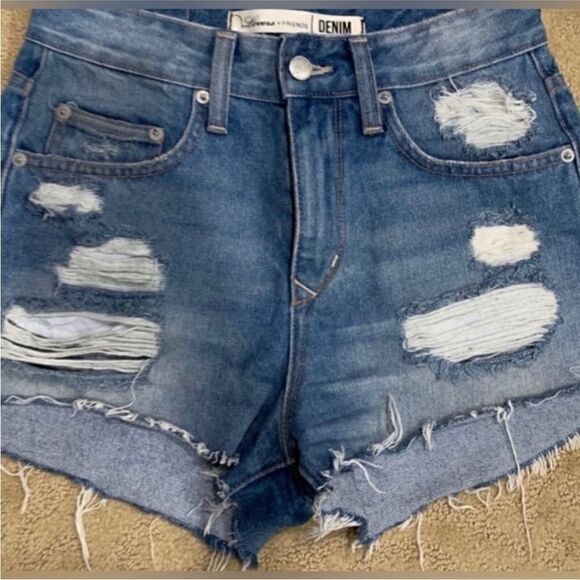 Lovers + Friends NWT Jack High Rise Distressed Denim Shorts Fairfax Blue Size 29 - Picture 5 of 8